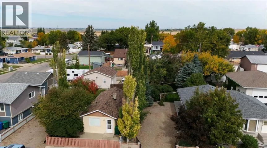 1207 41 Avenue N, Lethbridge, Alberta T1H6B3