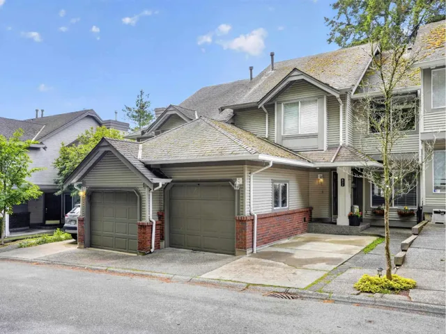 512 13900 HYLAND ROAD, Surrey, British Columbia V3W2C3