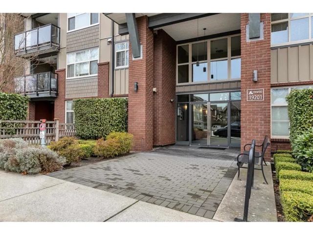 107 19201 66A AVENUE, Surrey, British Columbia V4N6N7