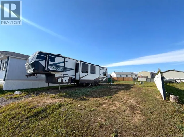 176 Greenwich Lane, Fort McMurray, Alberta T9H3Z3