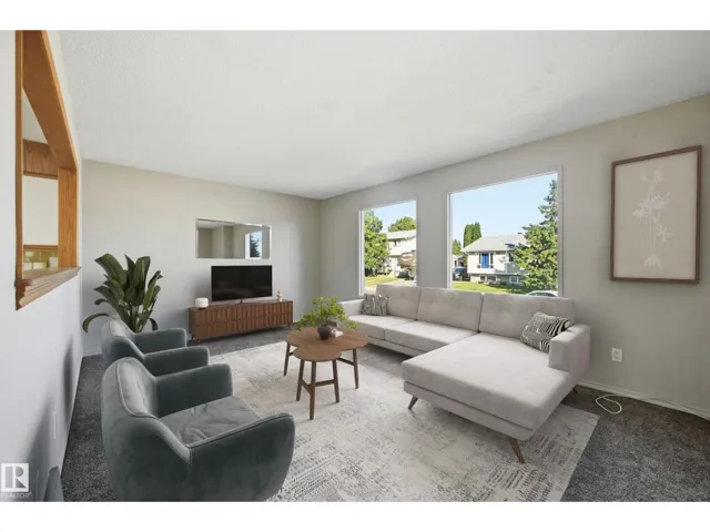 13210 39A ST NW, Edmonton, Alberta T5A3J5