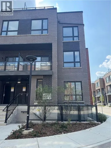 17 LYTHAM GREEN Circle Unit# 27, Newmarket, Ontario L3Y0H4