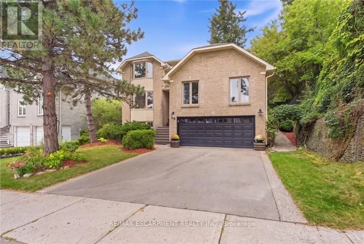 28 SEYMOUR DRIVE, Hamilton (Ancaster), Ontario L9G4N1
