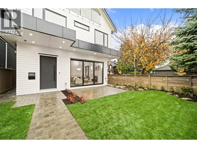 1095 E 14TH AVENUE, Vancouver, British Columbia V5T2P1