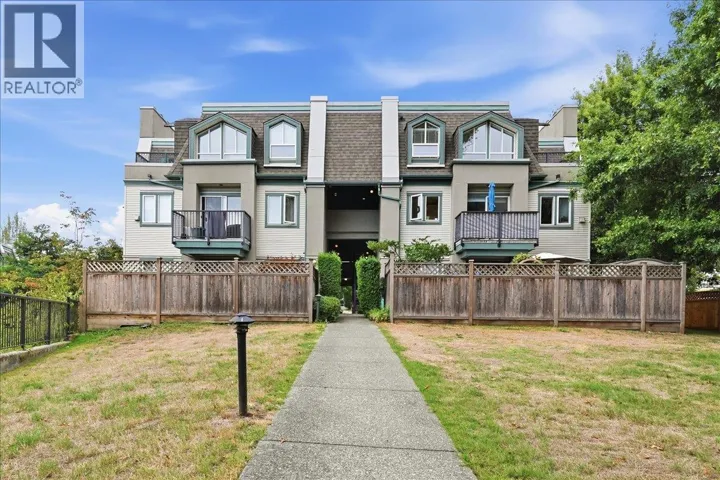 118 217 BEGIN STREET, Coquitlam, British Columbia V3K4V4