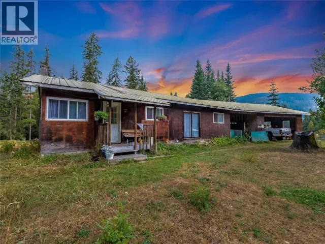 4604 Blewett Road, Nelson, British Columbia V1L6X4