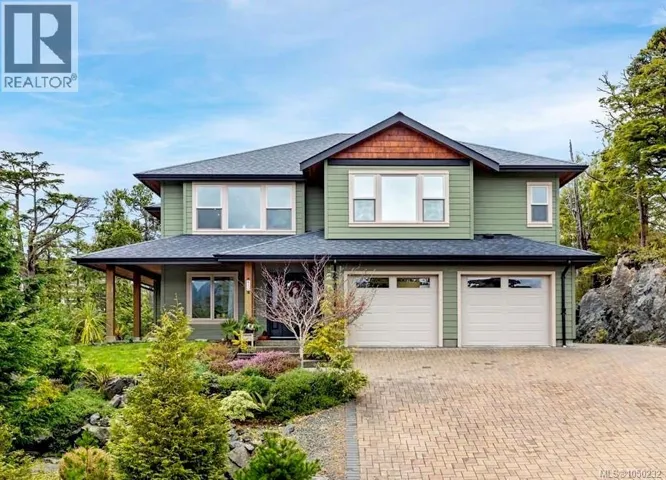 850 Lorne White Pl, Ucluelet, British Columbia V0R3A0