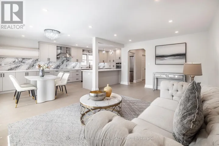 192 COMBE AVENUE, Toronto (Bathurst Manor), Ontario M3H4K5
