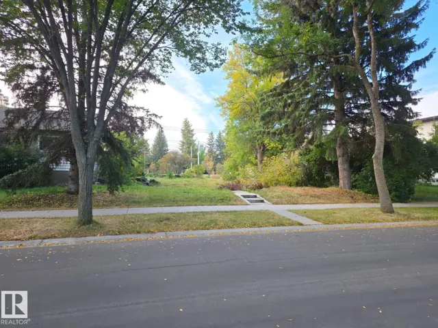 13567 107A AV NW, Edmonton, Alberta T5M2A6