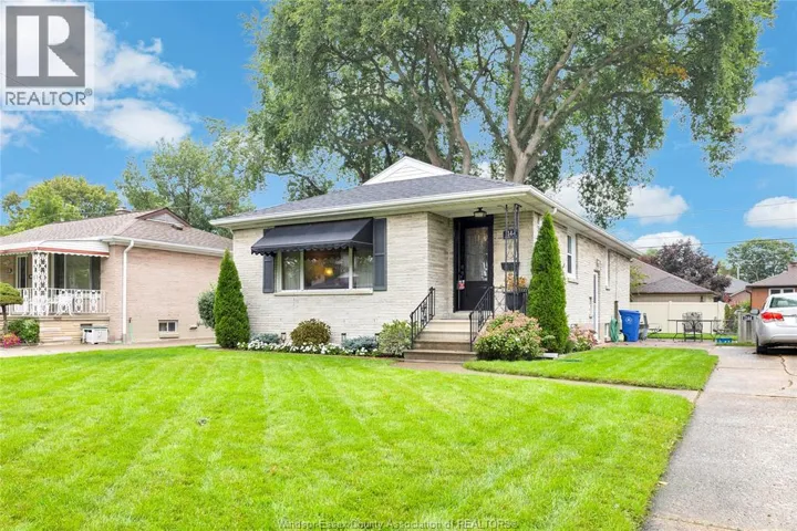 1144 Virginia AVENUE, Windsor, Ontario N8S2Y9
