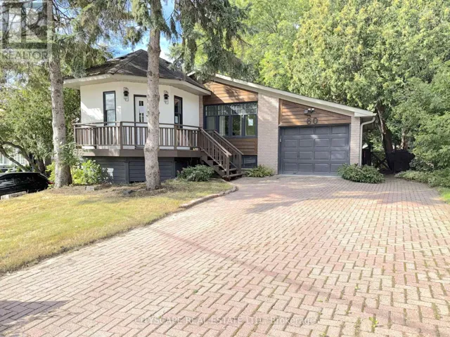 60 HILLVIEW DRIVE, Newmarket (Bristol-London), Ontario L3Y4H9