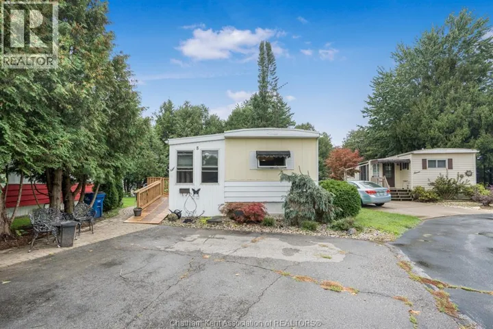 22220 Charing Cross ROAD, Chatham, Ontario N7M5V8