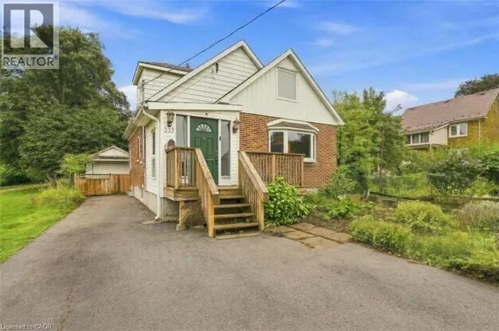 233 MANSION Street, Kitchener, Ontario N2H2K5