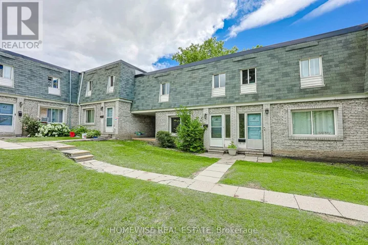 40 - 1350 WINDING TRAIL, Mississauga (Applewood), Ontario L4Y2T8