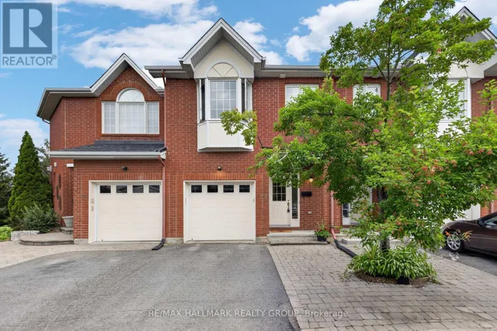 103 TALL OAK PRIVATE, Ottawa, Ontario K1G6T3