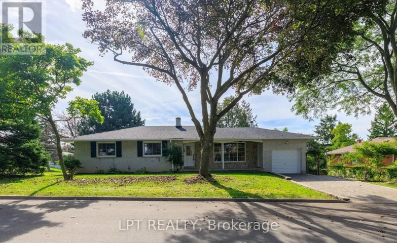 67 WOODTHORPE ROAD, Toronto (Victoria Village), Ontario M4A1S6