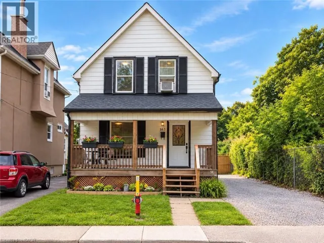 163 EASTBOURNE Avenue, Hamilton, Ontario L8M2N2