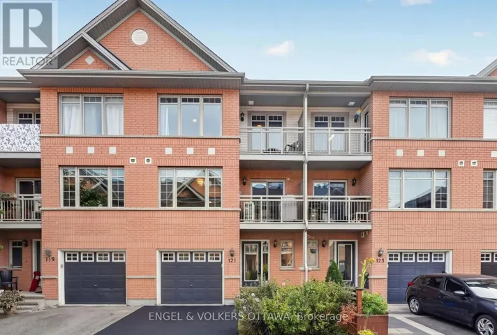 121 QUITO PRIVATE, Ottawa, Ontario K2E0A7