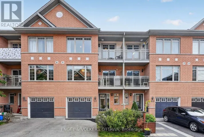121 QUITO PRIVATE, Ottawa, Ontario K2E0A7