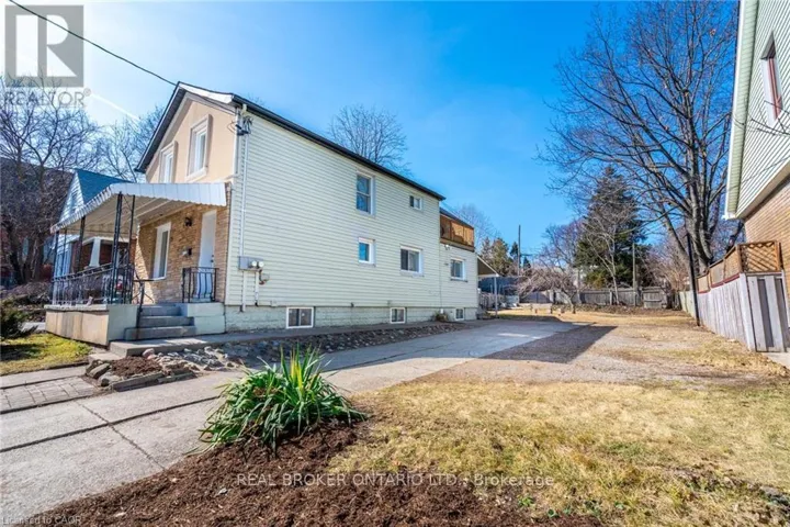 153 STRATHCONA AVENUE N, Hamilton (Strathcona), Ontario L8R3C4