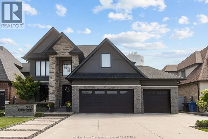 226 RAFIH CRESCENT, Lakeshore, Ontario N8L1A5