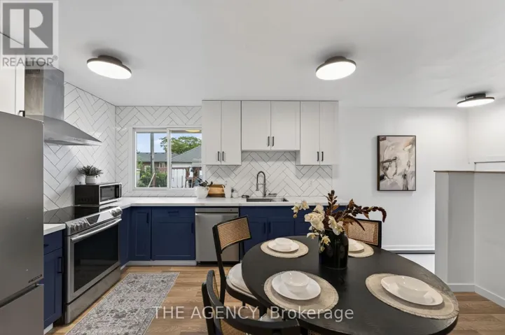 20 RIDGE POINT DRIVE, St. Catharines (Burleigh Hill), Ontario L2T2S9