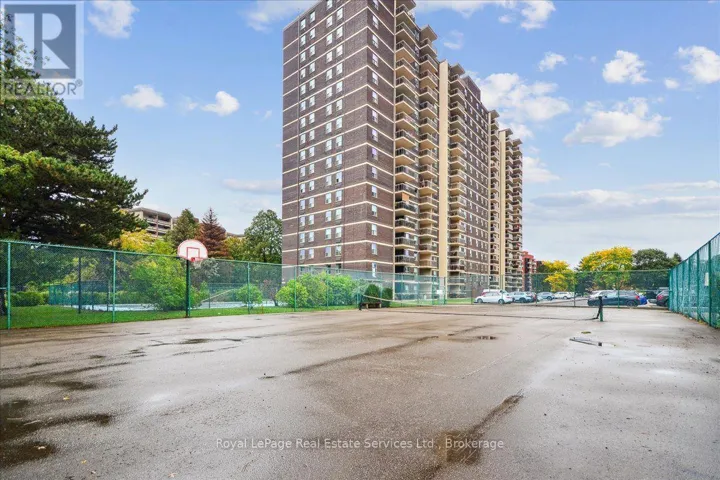 812 - 966 INVERHOUSE DRIVE, Mississauga (Clarkson), Ontario L5J4B6