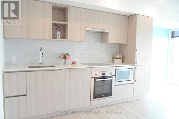 #1716 - 17 BATHURST STREET, Toronto (Waterfront Communities), Ontario M5V0N1