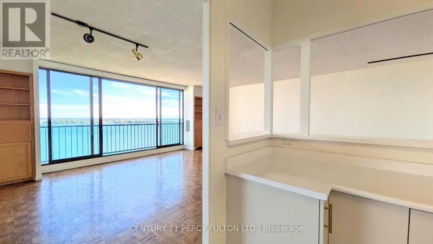1823 - 33 HARBOUR SQUARE, Toronto (Waterfront Communities), Ontario M5J2Z6