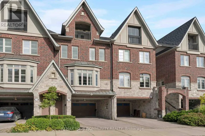24 GALA LANE, Toronto (Stonegate-Queensway), Ontario M8Y0A9