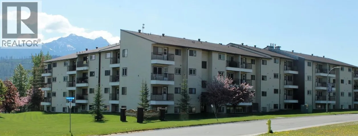 10 CARIBOO Drive Unit# 408, Elkford, British Columbia V0B1H0