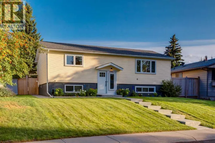 12164 Lake Michigan Road SE, Calgary, Alberta T2J3G3