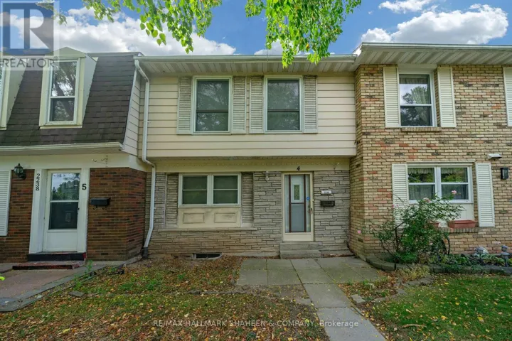 4 - 2238 UPPER MIDDLE ROAD, Burlington (Brant Hills), Ontario L7P2Z9
