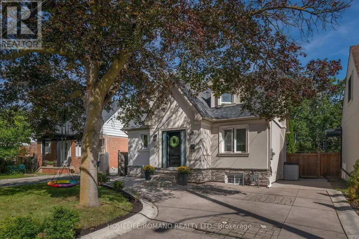 45 RIVERVIEW HEIGHTS, Toronto (Humber Heights), Ontario M9P2N3