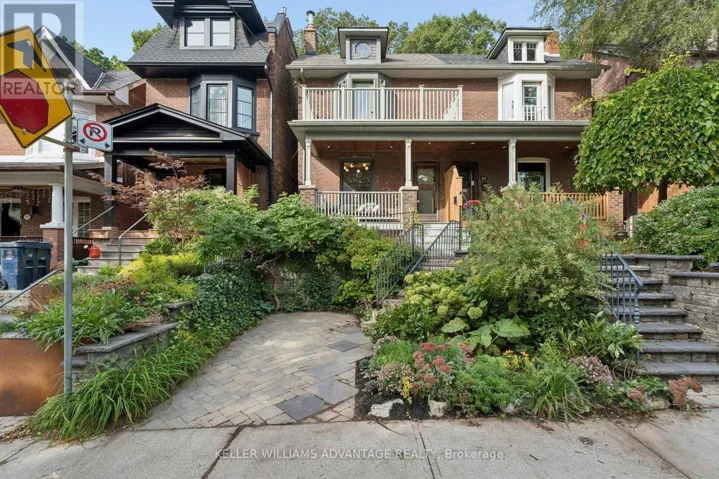 84 KINGSMOUNT PARK ROAD, Toronto (Woodbine Corridor), Ontario M4L3L4