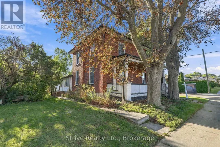 72 ELGIN STREET, Clarington (Bowmanville), Ontario L1C3E1
