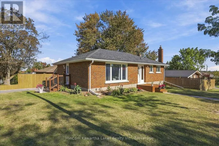 398 APPLEGROVE AVENUE, Peterborough (Northcrest Ward 5), Ontario K9H5L7