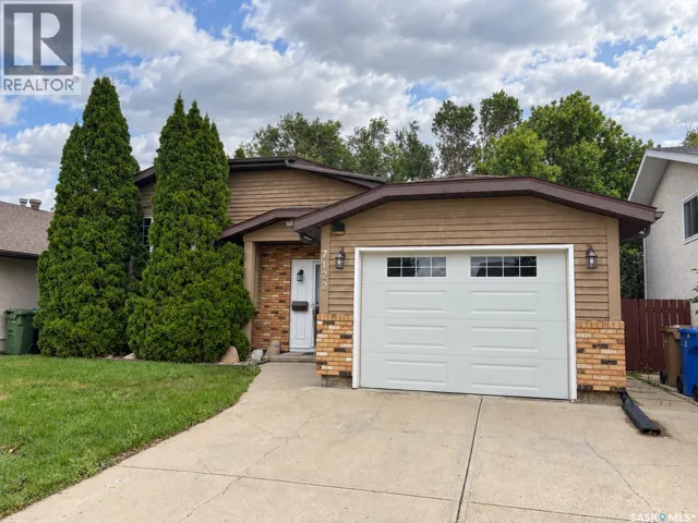 7122 Lawrence DRIVE, Regina, Saskatchewan S4X3X6