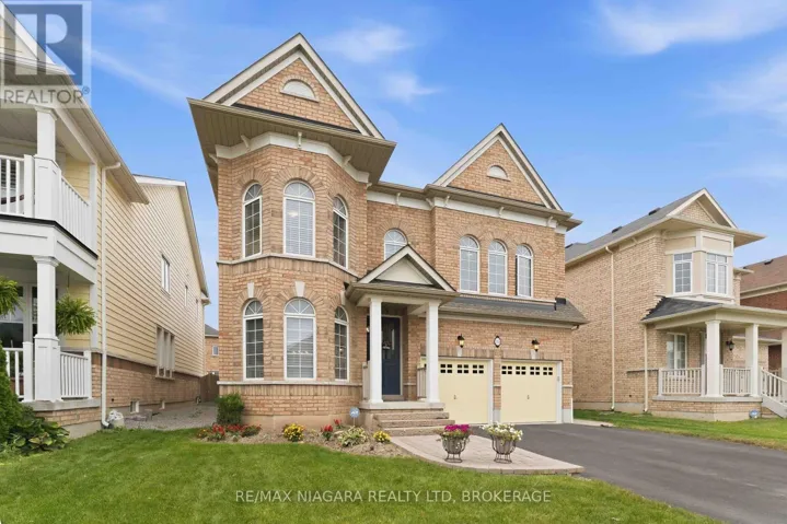 15 FOX GRAPE ROAD, Thorold (Confederation Heights), Ontario L2V5G5