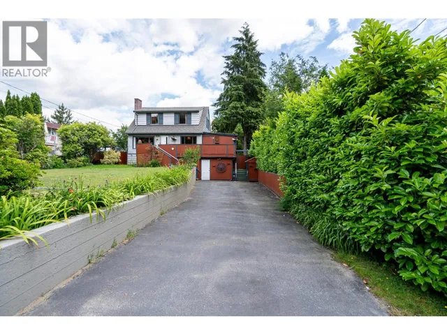 3554 HASTINGS STREET, Port Coquitlam, British Columbia V3B4N4