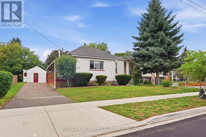 423 LAWRENCE AVENUE, Kitchener, Ontario N2M1Y7