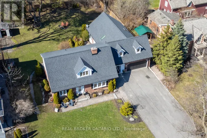 18 CONCESSION STREET W, Clarington (Bowmanville), Ontario L1C1Y5