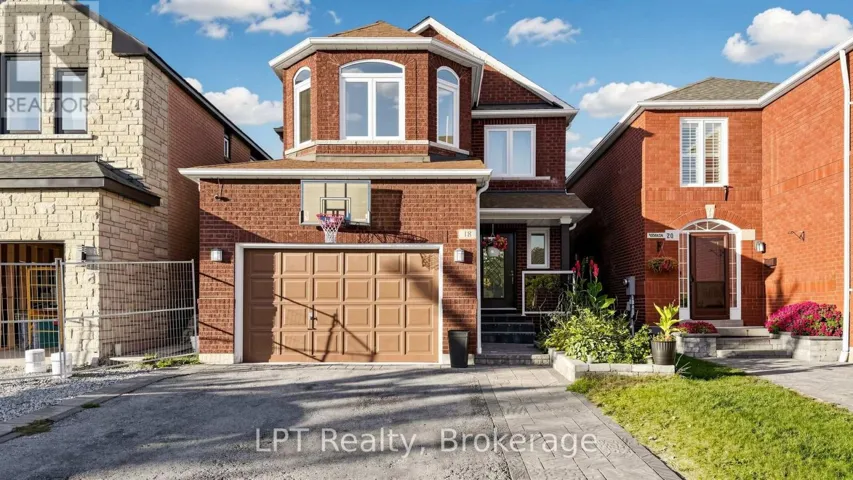 18 TAWN CRESCENT S, Ajax (Central), Ontario L1Z1J1