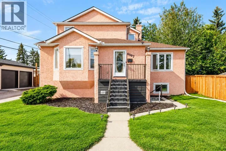 6907 6 Street SW, Calgary, Alberta T2V5H8