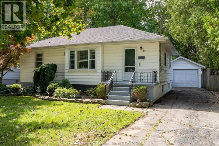 42 Canterbury STREET, Chatham, Ontario N7L3S5