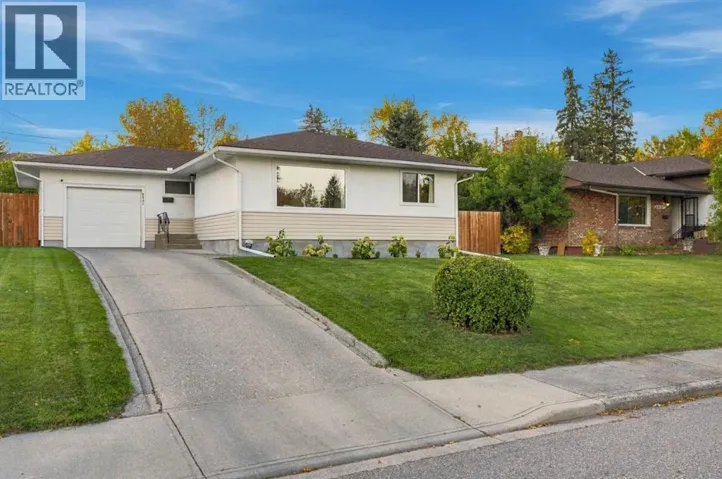 6031 Thornbank Drive NW, Calgary, Alberta T2K3P4