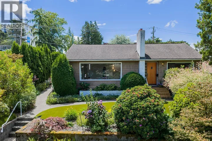 3896 ELMWOOD STREET, Burnaby, British Columbia V5G1S1