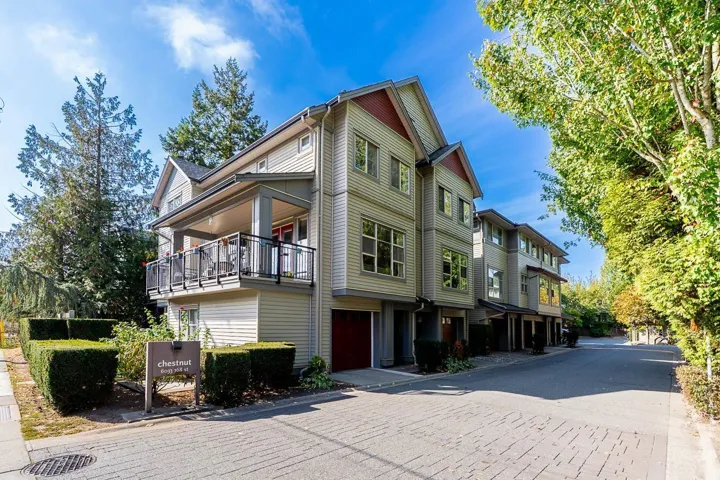 1 6033 168 STREET, Surrey, British Columbia V3S3X7
