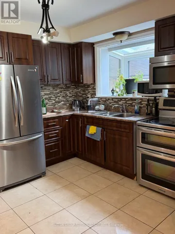 237 ZELDA CRESCENT, Richmond Hill (Crosby), Ontario L4C2Y7