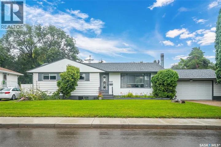 2107 Cumberland AVENUE S, Saskatoon, Saskatchewan S7J1Z2